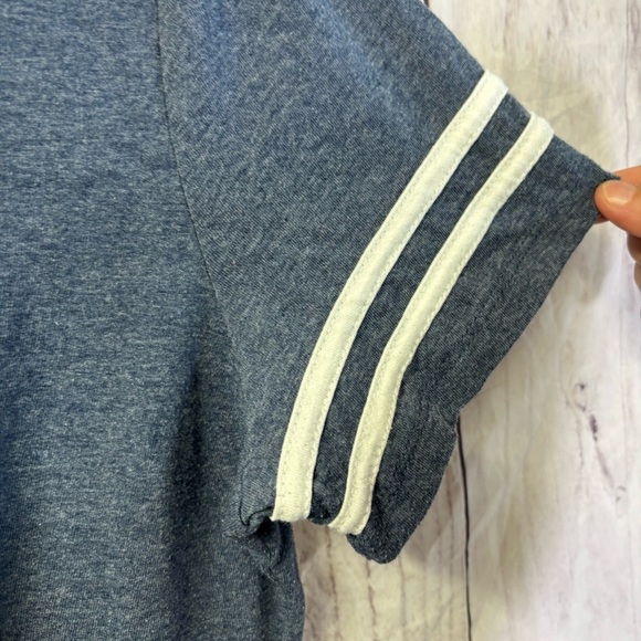 Genuine Merchandise Texas rangers Blue Tee - Picture 5 of 6